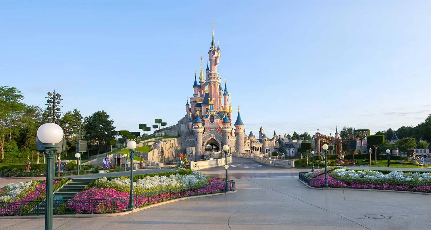 Guide How To Buy The Cheapest Tickets To Disneyland Paris